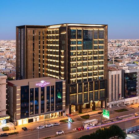 Narcissus The Royal Hotel ริยาดห์ ภายนอก รูปภาพ The hotel at night