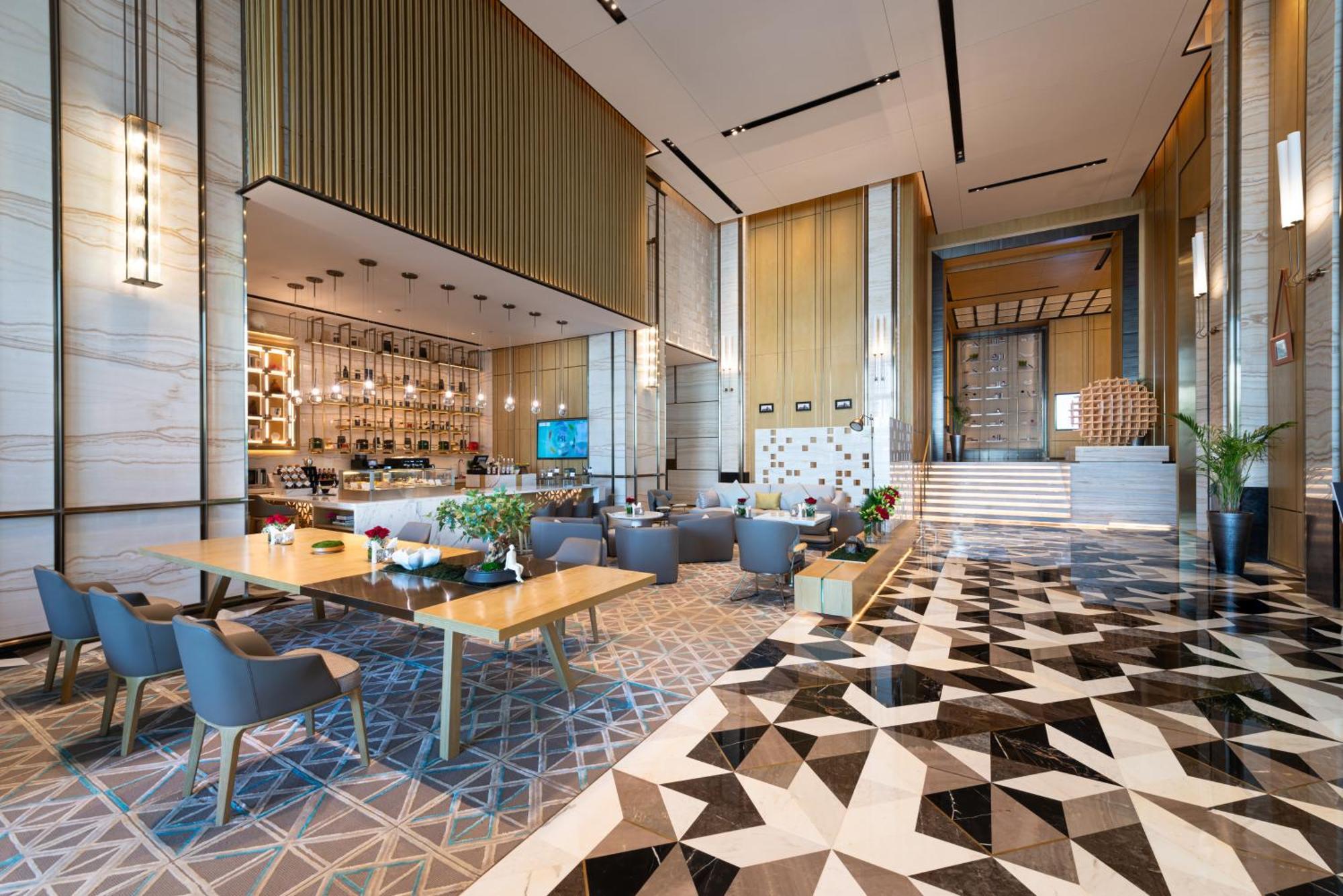 Narcissus The Royal Hotel ริยาดห์ ภายนอก รูปภาพ The lobby of the hotel